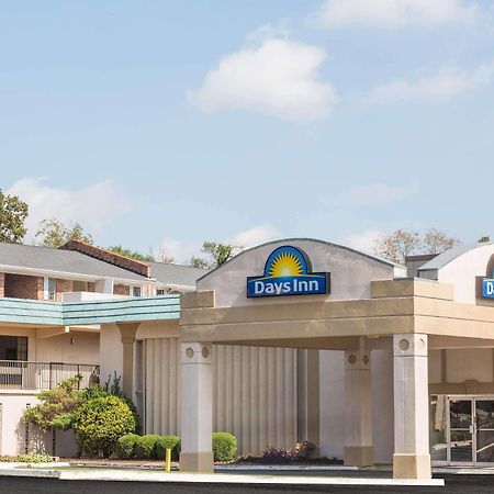 Days Inn By Wyndham Atenas Exterior foto